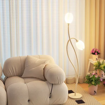 Простые светодиодные торшеры с двуглавым цветочным бутоном для гостиной, вертикальная декоративная лампа, прикроватный светильник для спальни, рассеянный свет.