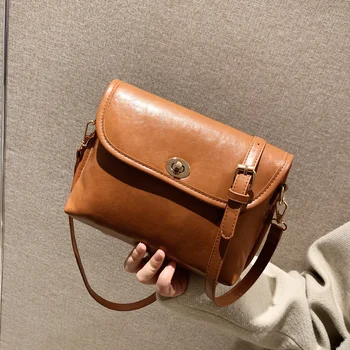 2023 Новая Маленькая женская сумка-мессенджер, дизайнерская сумка через плечо, высококачественные Роскошные сумки из искусственной кожи, женские сумки