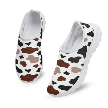 Женские кроссовки из легкой сетки с камуфляжным рисунком коровы Yikeluo, Дышащая Летняя обувь без застежки, Прогулочная обувь, лоферы на плоской подошве