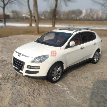 1:18 Модель внедорожника Dongfeng Yulon Luxgen 7 белого цвета, отлитая под давлением модель