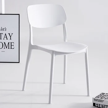Уличные Пластиковые обеденные стулья Кухонный акцент Гостиная Эргономичный дизайнерский обеденный стул Современная белая мебель для шезлонга GG