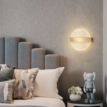 Прикроватная тумбочка для спальни, настенный светильник, роскошный стиль, креативный диван для гостиной, фоновая настенная светодиодная лампа, современный простой акриловый настенный светильник
