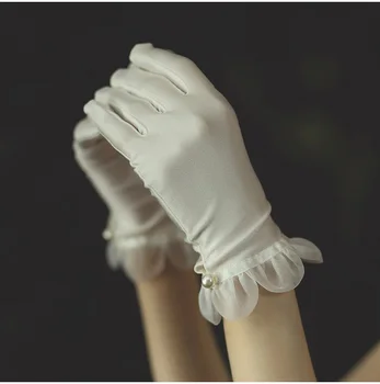 Элегантные Свадебные перчатки для новобрачных С жемчужным бисером, кружевным краем с рюшами, длиной до запястья из белого атласа
