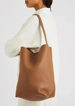 2023 роскошные кожаные сумки для женщин Bag Bag Row Bucket Tote Дизайнерская женская сумка NS Park из воловьей кожи на одно плечо